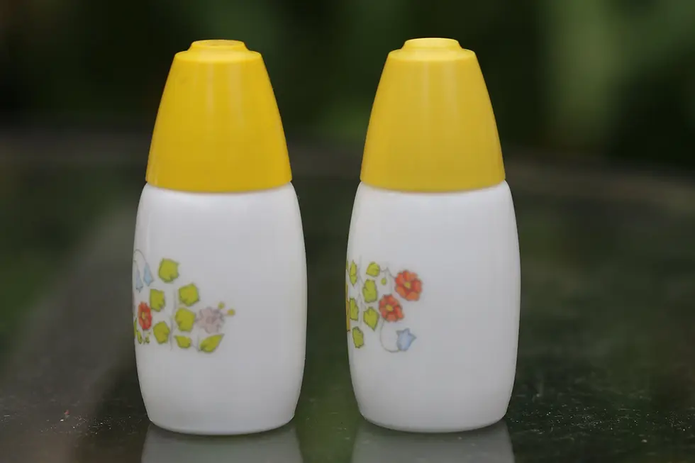 Miniatura: Preloved Gemco Floral Salt and Pepper Shakers , Gemco Floral Shakers , Gemco