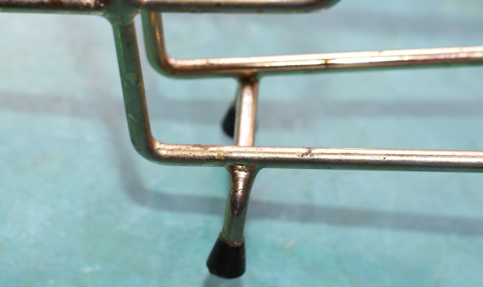 Μικρογραφία: Preloved Vintage Gold-Toned Metal Letter Holder, Vintage Serviette Napkin Holder
