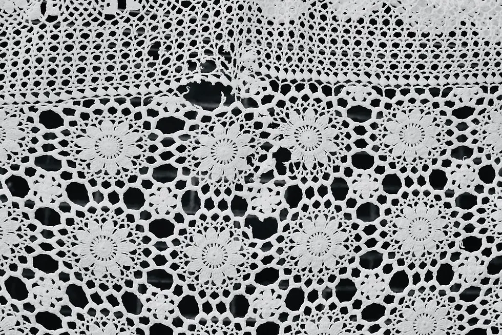 Miniaturbild: Preloved Crochet Lace tablecloth, Crochet Tablecloth, Oval Tablecloth