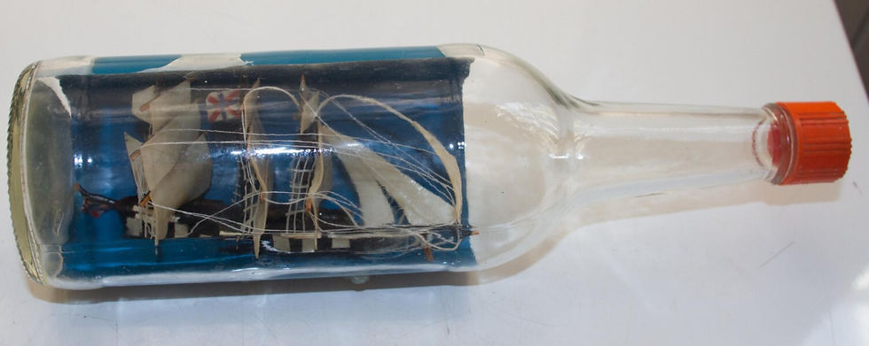 Miniaturbild: Preloved Vintage Ship in a Bottle