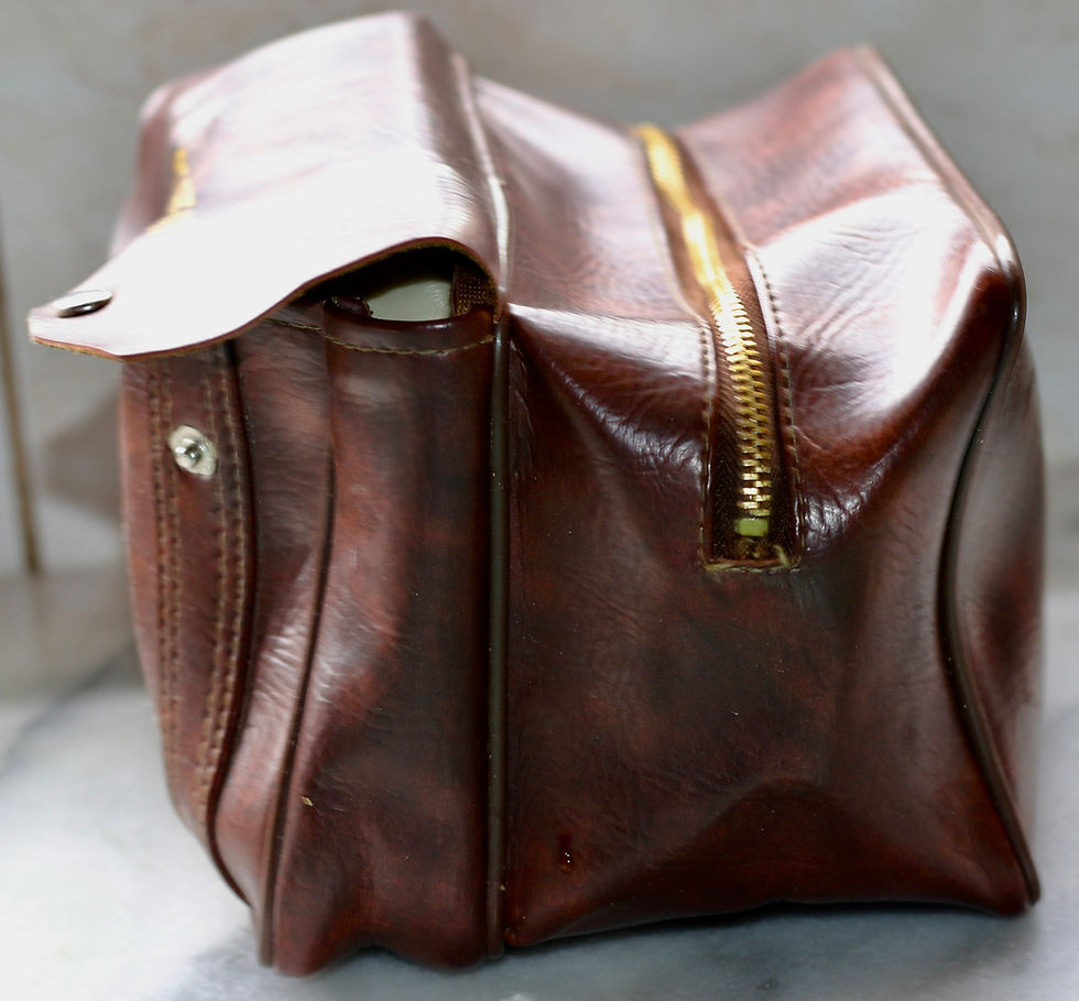 縮圖：Preloved Vintage Vinyl Shoe Shine Case, Shoe Shine Kit Case