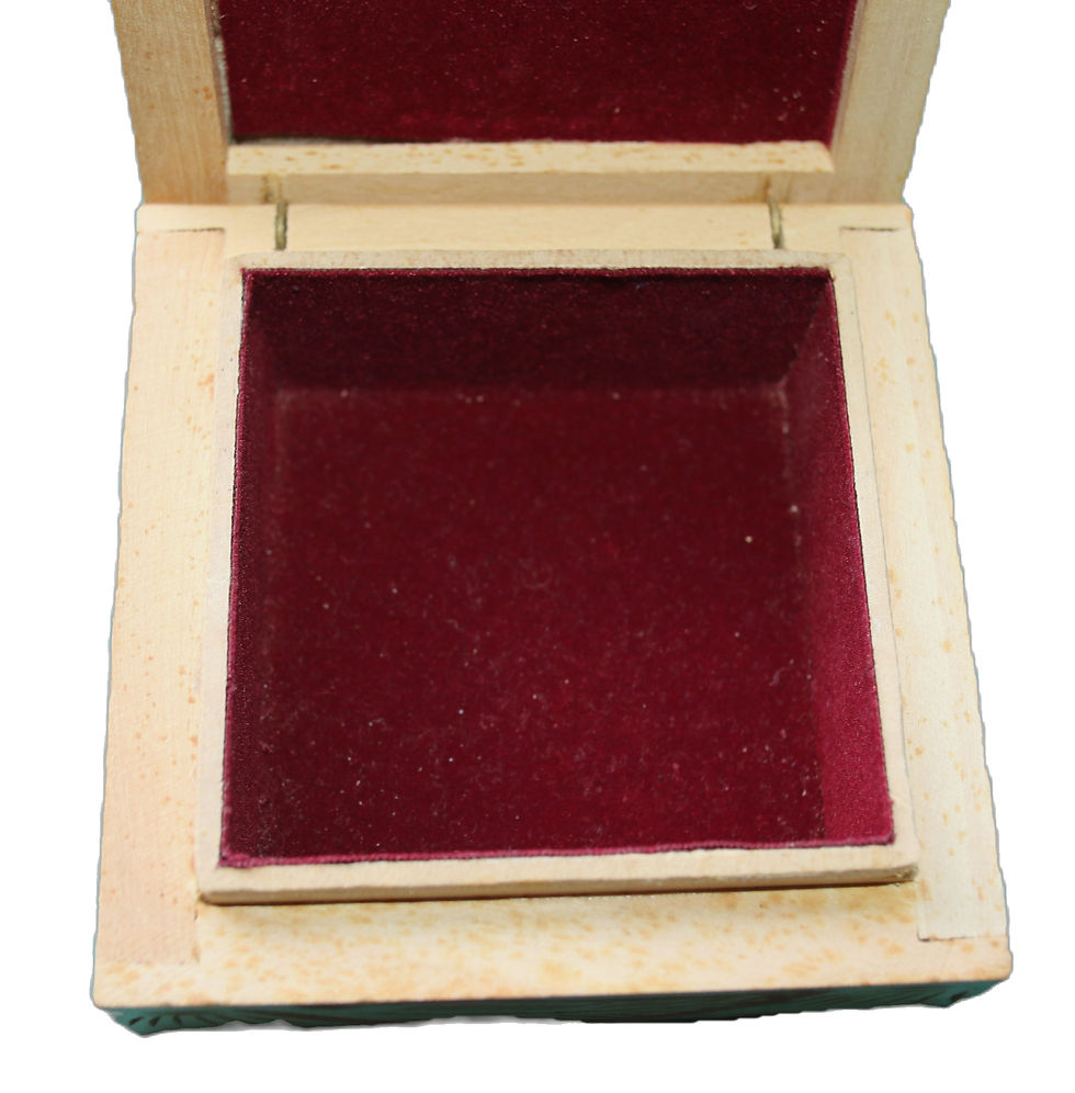 Миниатюра: Preloved Small Wooden Box with Peacocks and Lady, Carved Box