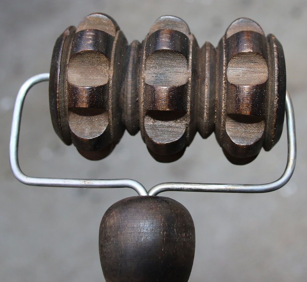 Miniatura: Preloved Wooden Roller Massager