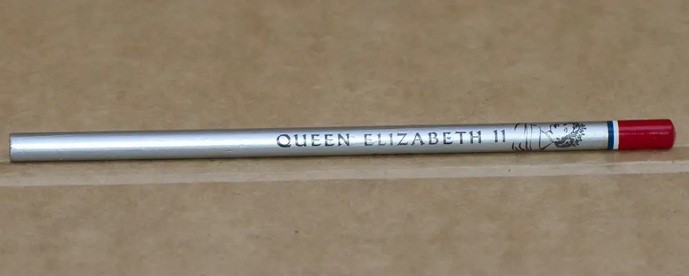 Miniatura: Preloved Queen Elizabeth II Coronation Souvenir Set - Souvenir Booklet & Pencil
