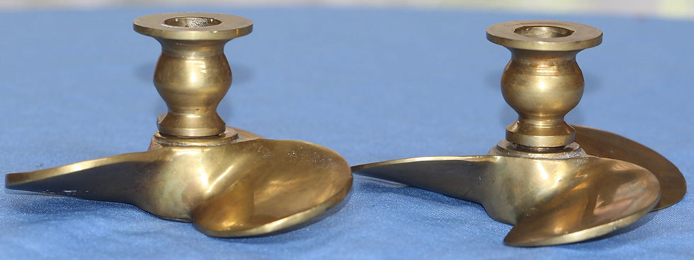 Μικρογραφία: Preloved Brass Propeller Candlestick Holder, Separate Sales