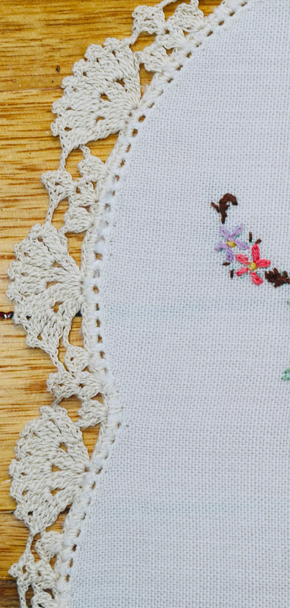 Miniature : Preloved Floral Tablemat, Floral Centrepiece