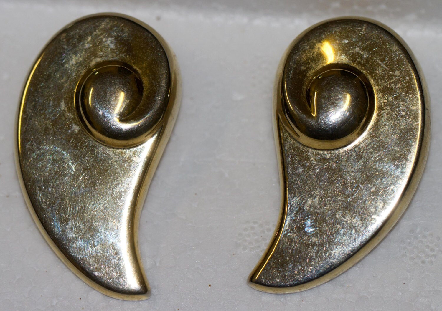 Preloved Vintage Clip-on Metal Earrings