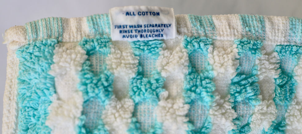 Thumbnail: Preloved Vintage Dri Glo Guest Room Towel and Hand Towel Set