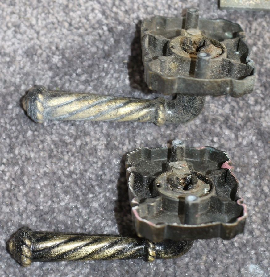 Thumbnail: Preloved Vintage Metal Door Handle Set