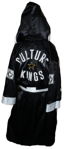 King Combat Robe Preloved Culture Kings Robe, One Size Fits All Boxing Robe with hood ...