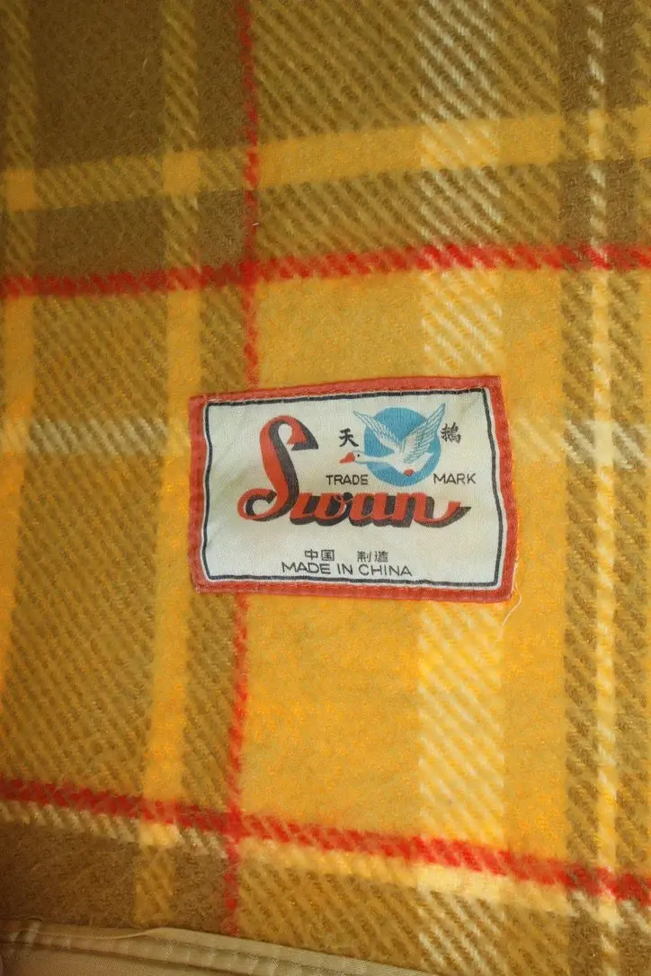 Миниатюра: Vintage Swan Rayon Viscose Blanket, Single Blanket