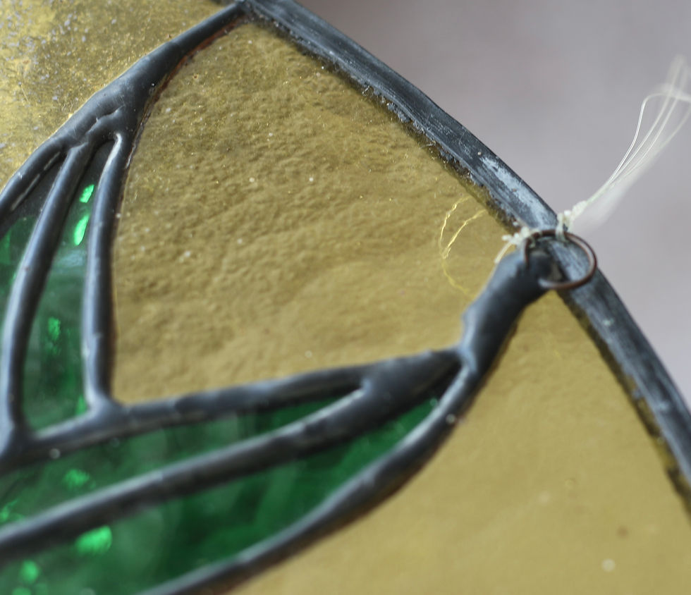 Miniatura: Handcrafted Platypus Stained Glass Art – Round Suncatcher, Australian Native