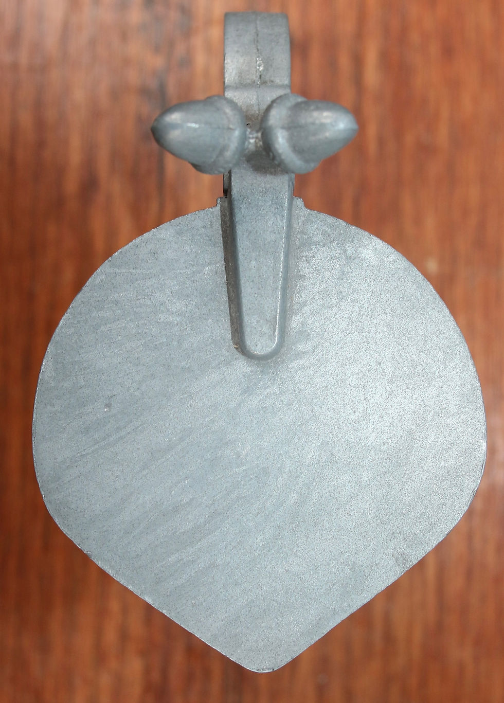 縮圖：Preloved  Pewter Jug with Acorn Finials.