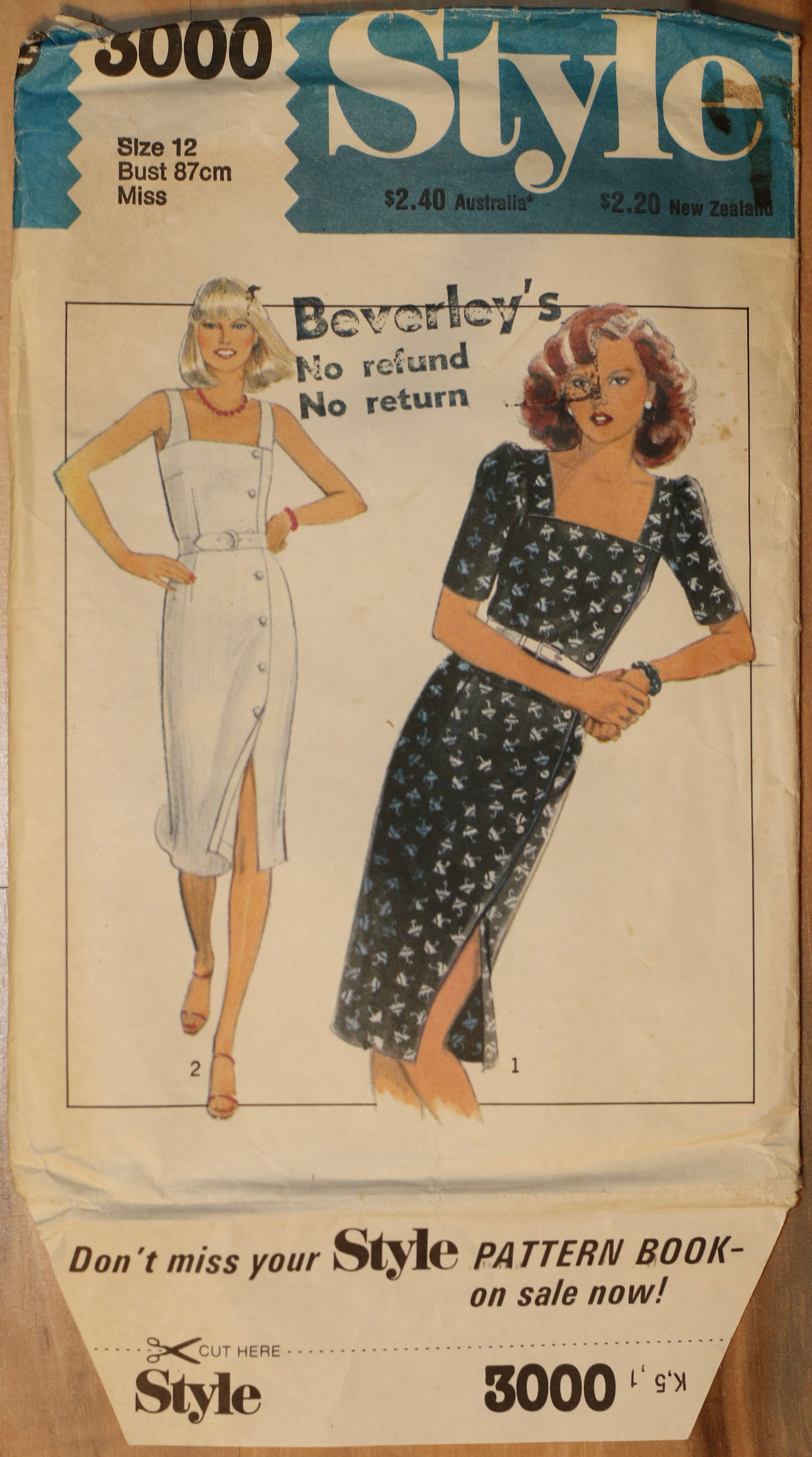 Preloved Vintage Style 3000 Misses' Dress Sewing Pattern