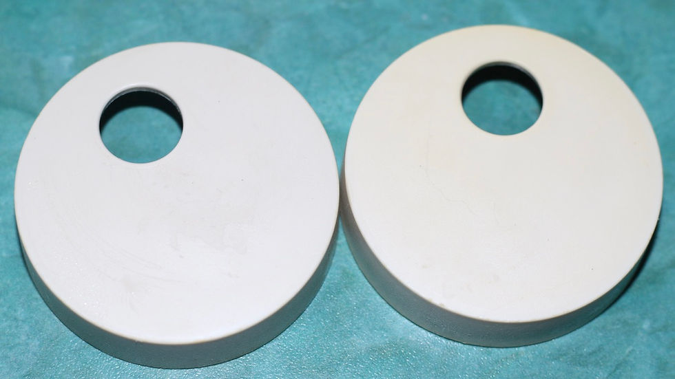 Miniatura: Preloved Tupperware Salt and Pepper Shakers