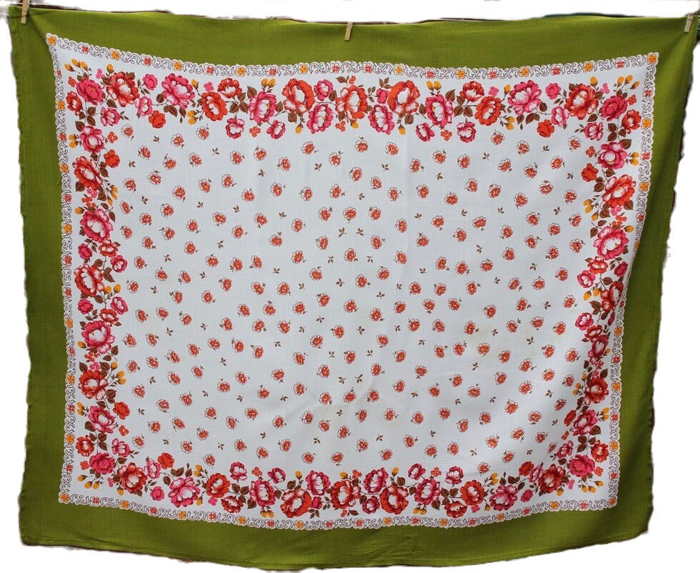 Thumbnail: Preloved Rectangular Printed Flower Tablecloth, Floral Tablecloth