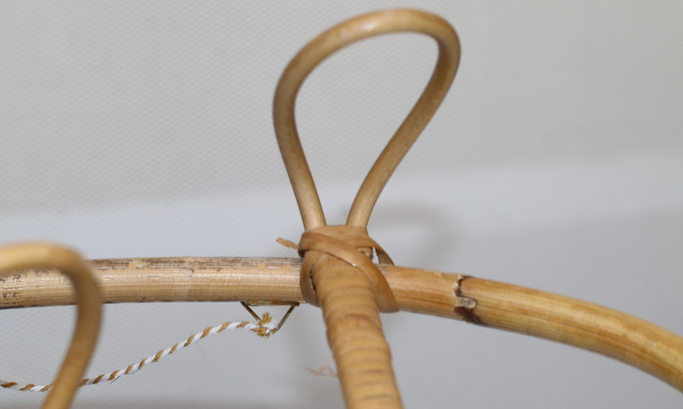 Thumbnail: Preloved Vintage wicker wall coat rack, vintage rattan wall rack