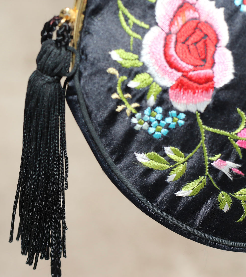 Miniaturbild: Preloved Floral Tapestry Clutch, Floral Handbag