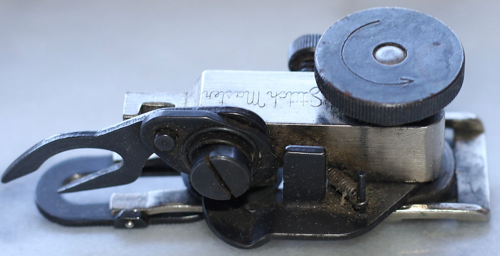 Μικρογραφία: Preloved Vintage Stitch Master Domestic Buttonhole Attachment