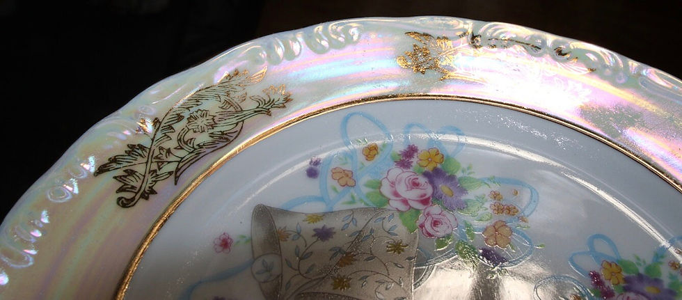 Thumbnail: Preloved Pearl Wedding 30th Anniversary Plate