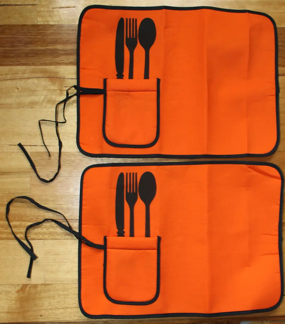 縮圖：Preloved Placemat with cutlery pocket , Separate Sale