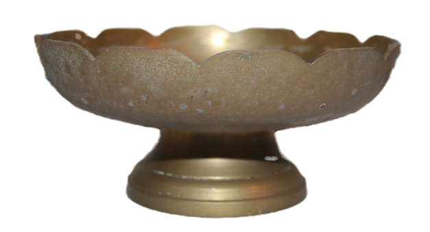Miniaturbild: Preloved Vintage Brass Dish, Brass Pedestal Bowl