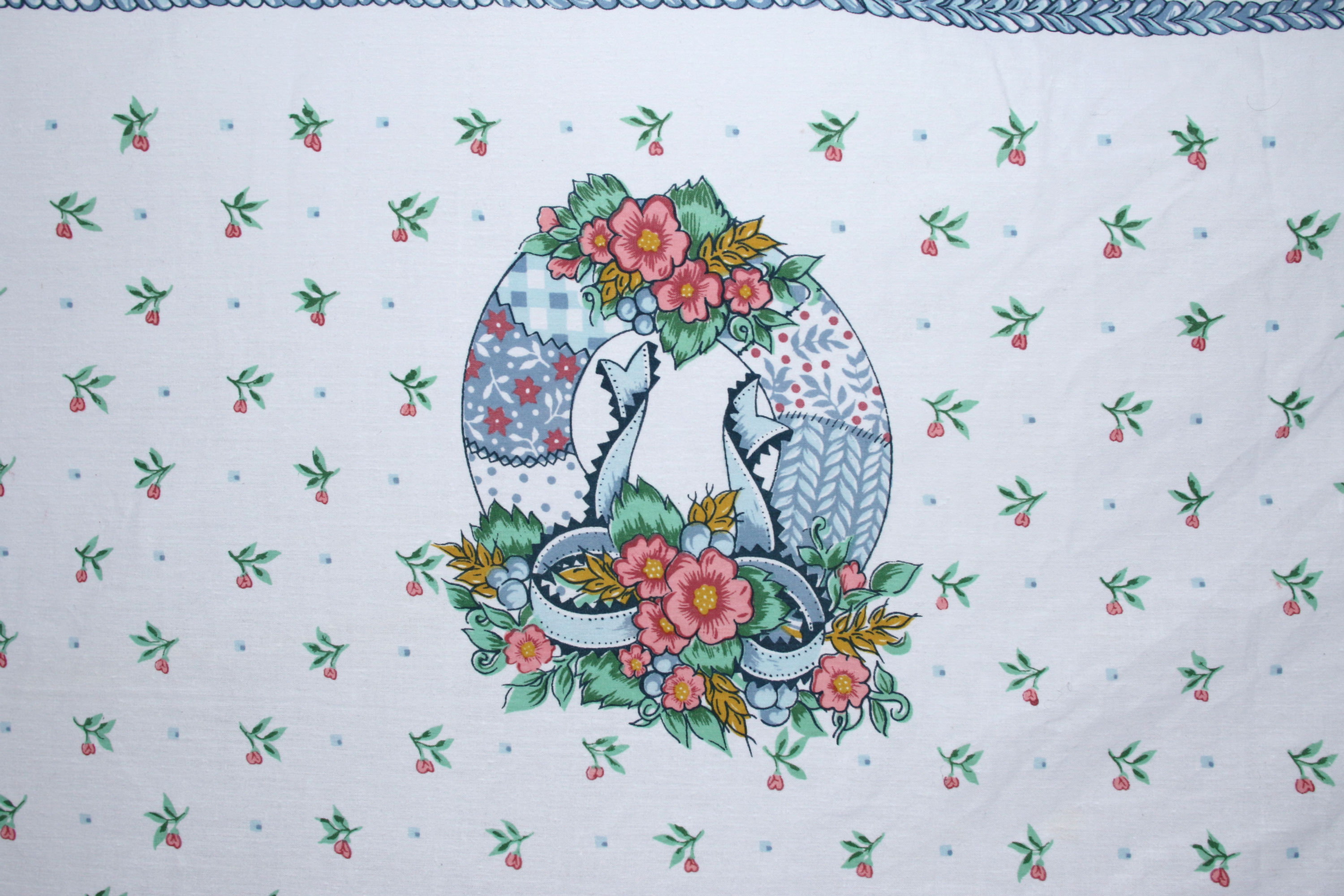 Preloved Printed Tablecloth, Floral Tablecloth, Flower Tablecloth