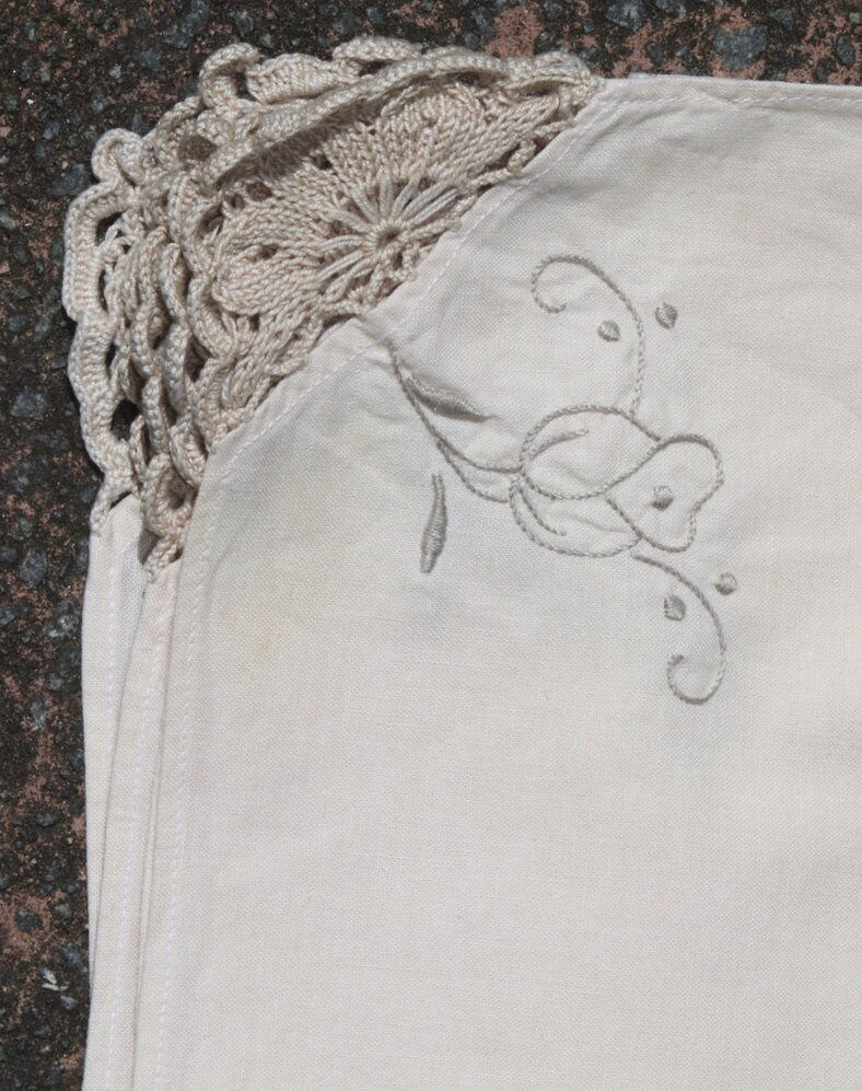 Μικρογραφία: Preloved  Tablemats, Set of seven laced crochet embroidery napkins