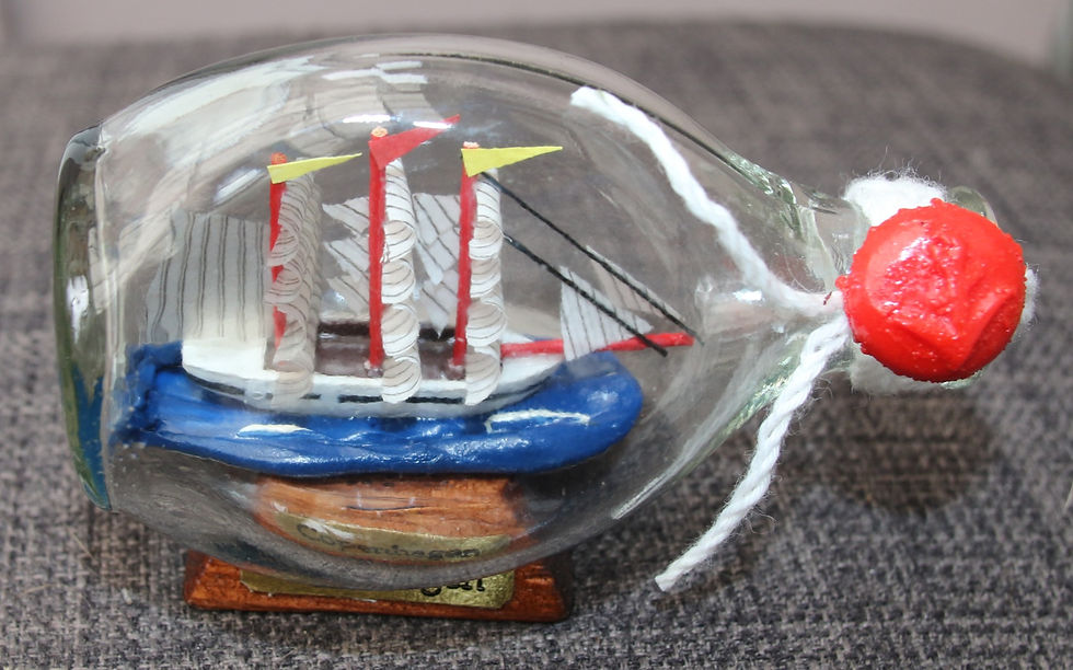 Miniature : Preloved Ship in a Bottle