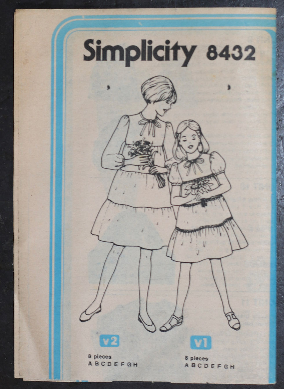 Миниатюра: Vintage Simplicity 8432 sewing pattern for a girls' pullover dress OOP Pattern