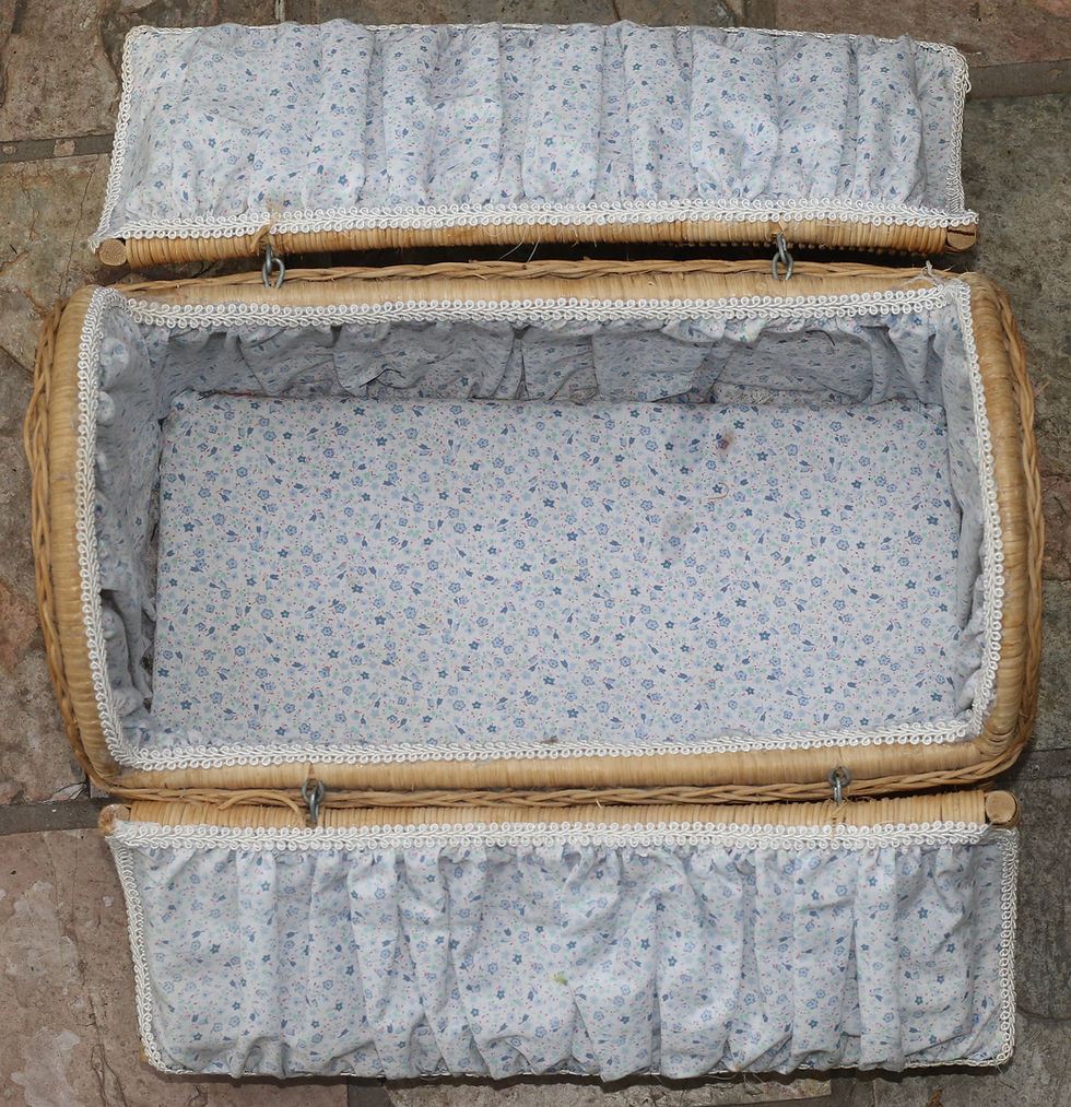 Миниатюра: Preloved Cane Picnic Basket, Wicker Basket, Cane Basket, Wicker Picnic B