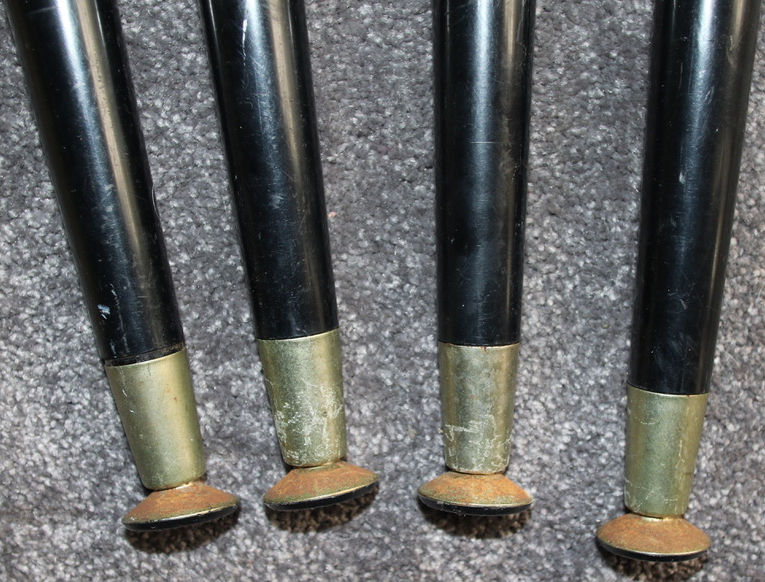 Μικρογραφία: Preloved Set of four retro long plastic and metal furniture legs, retro f