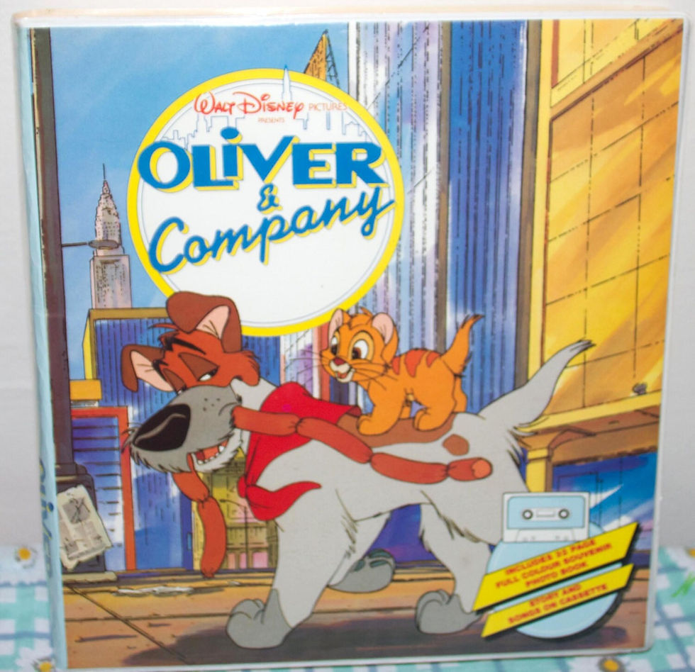 Read Along Walt Disney Pictures Oliver and Company cassette and photo book