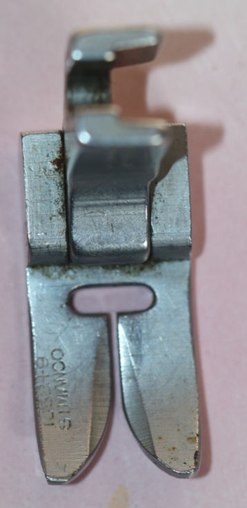 Miniatura: Preloved Singer Simanco sewing machine Low Shank ZigZag Presser Foot 105249