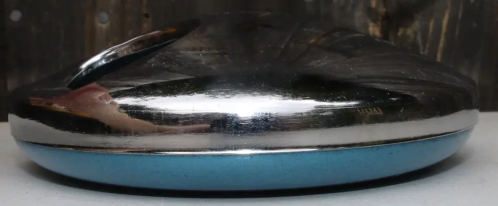 Miniatura: Preloved Metal Ashtray