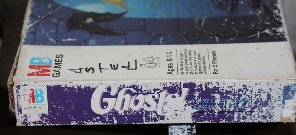 Miniaturbild: Preloved Vintage Milton Bradley Ghosts! Board Game