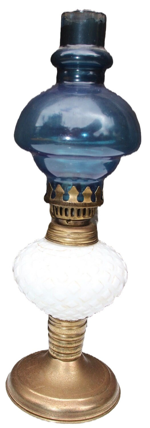 Miniatura: Preloved Glass and metal hurricane lamp, oil lamp