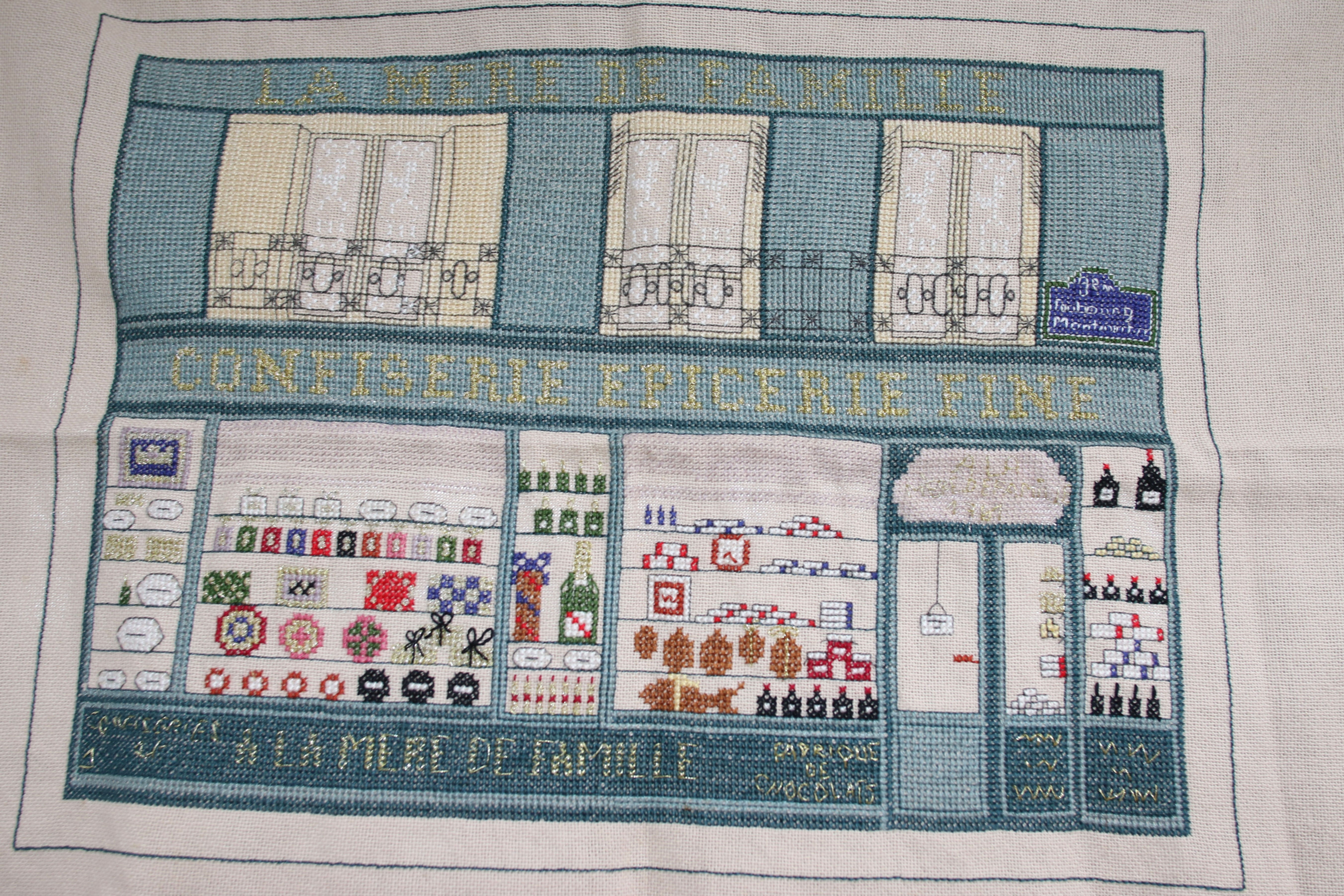 Preloved Ladies Happiness - Confectionery Fine Goods Needlework