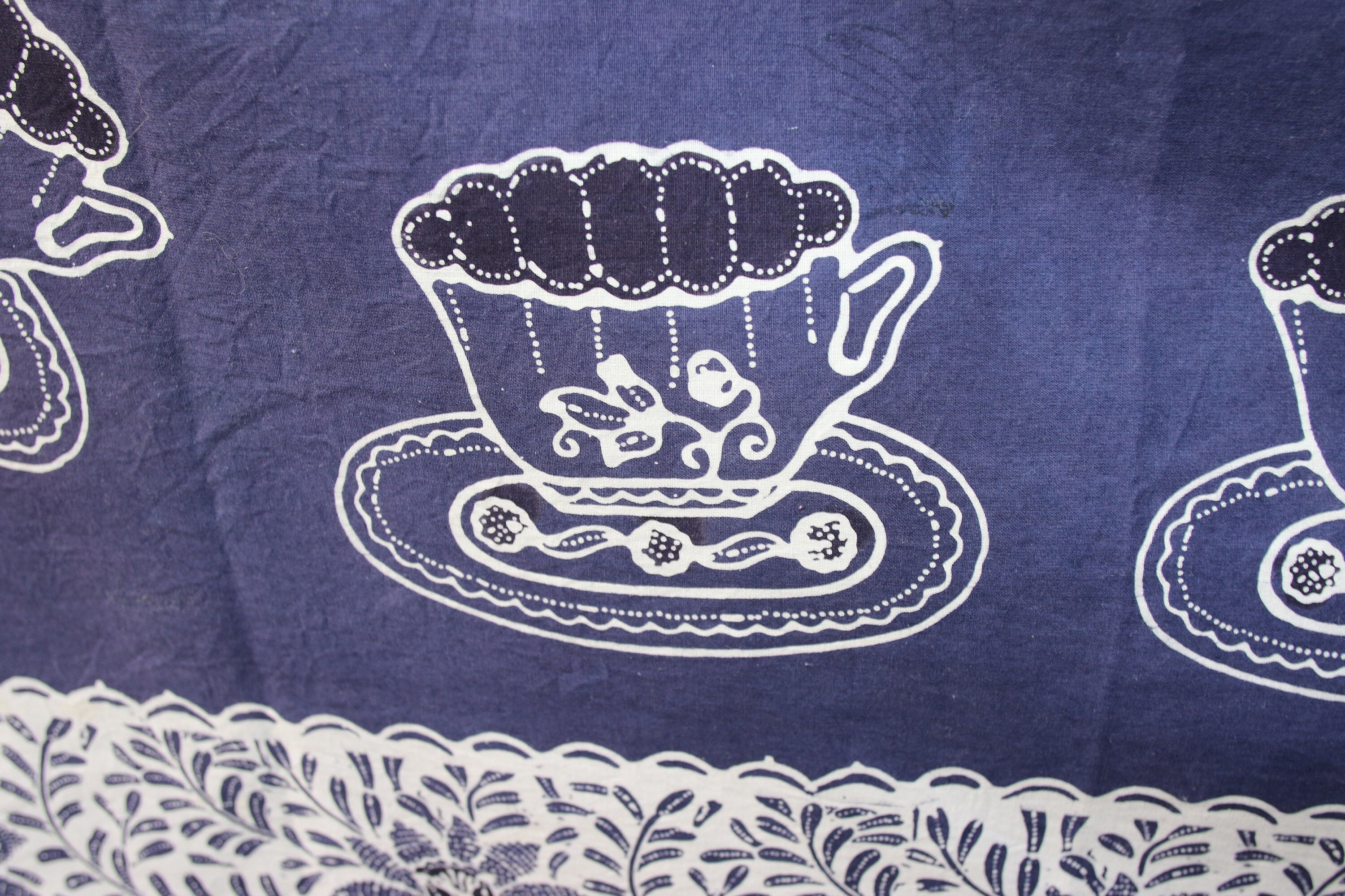 Preloved Rectangular Printed Teacup Tablecloth