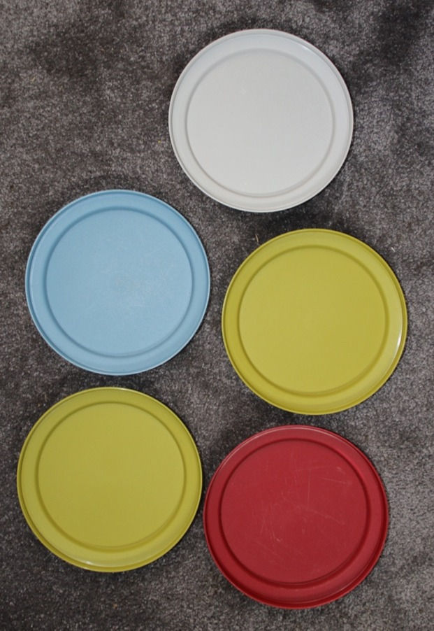 縮圖：Preloved Tupperware Lid, Separate Sales, Choice of Colours