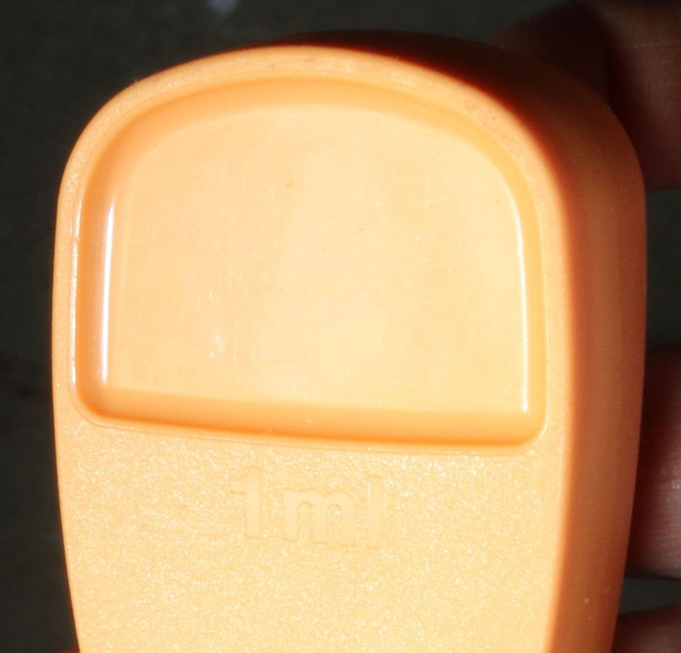 縮圖：Preloved Tupperware Measuring Spoon