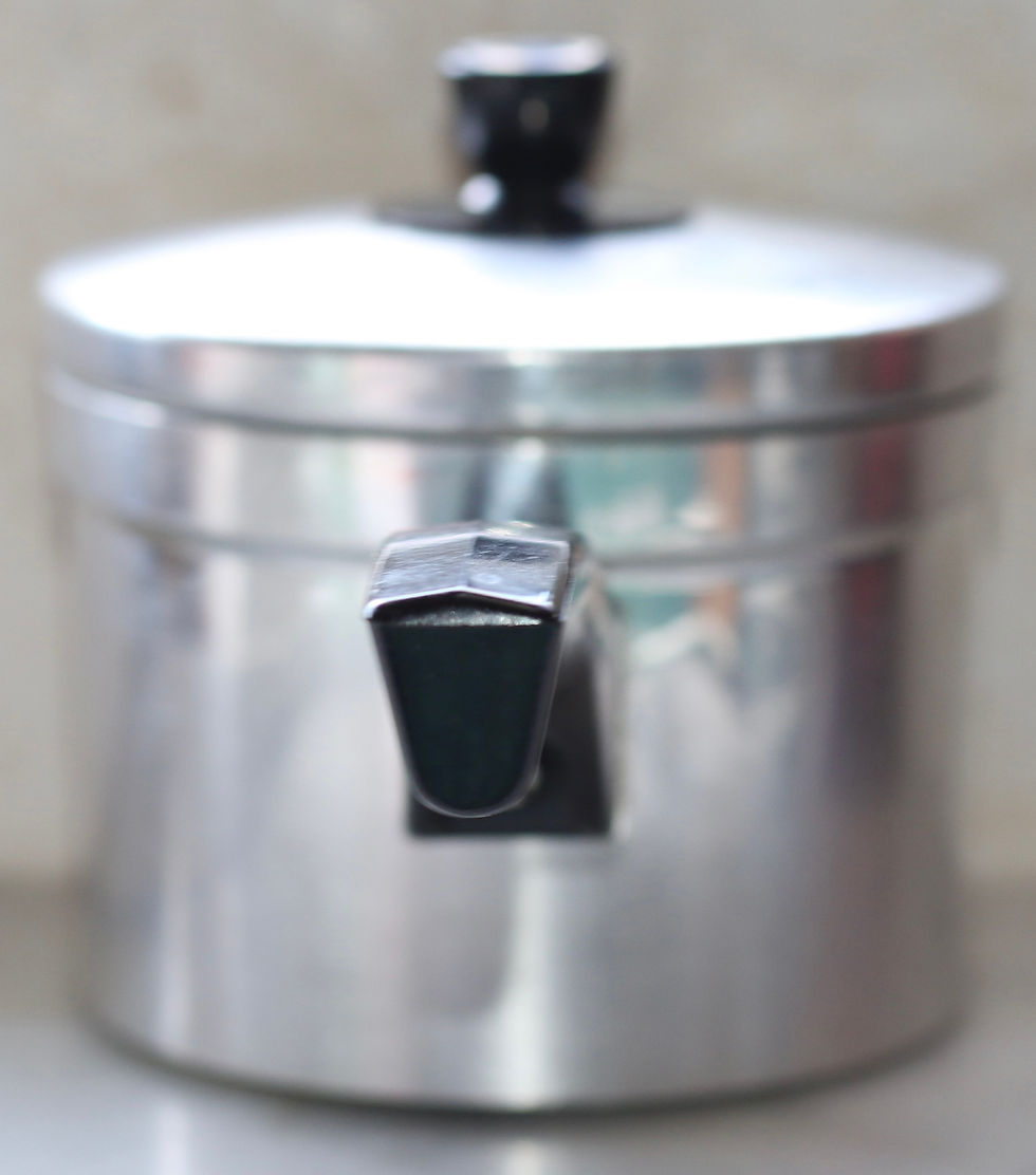 Μικρογραφία: Preloved Small Waratah Saucepan and lid, Vintage Cookware