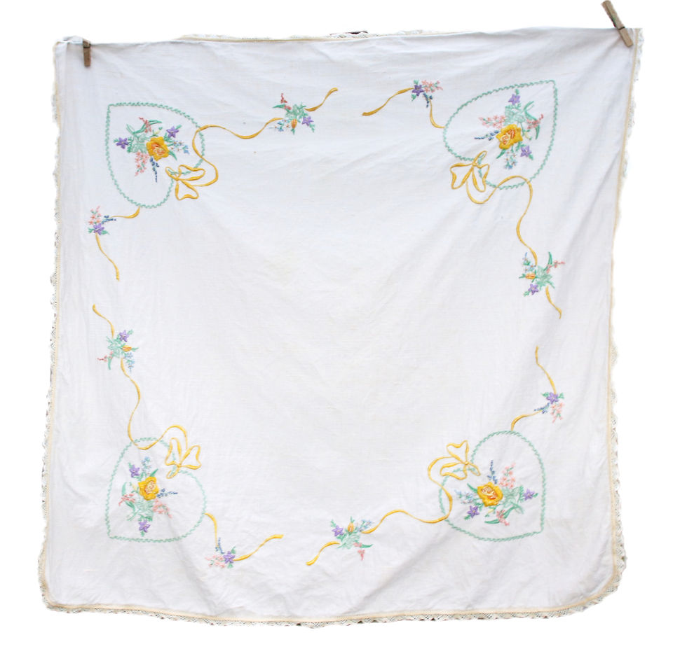 縮圖：Preloved Embroidery Tablecloth, Embroidered Floral Tablecloth