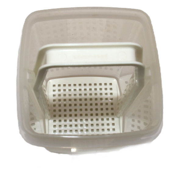 縮圖：Preloved Tupperware Beetroot Keeper, Tupperware pickle or pineapple or b