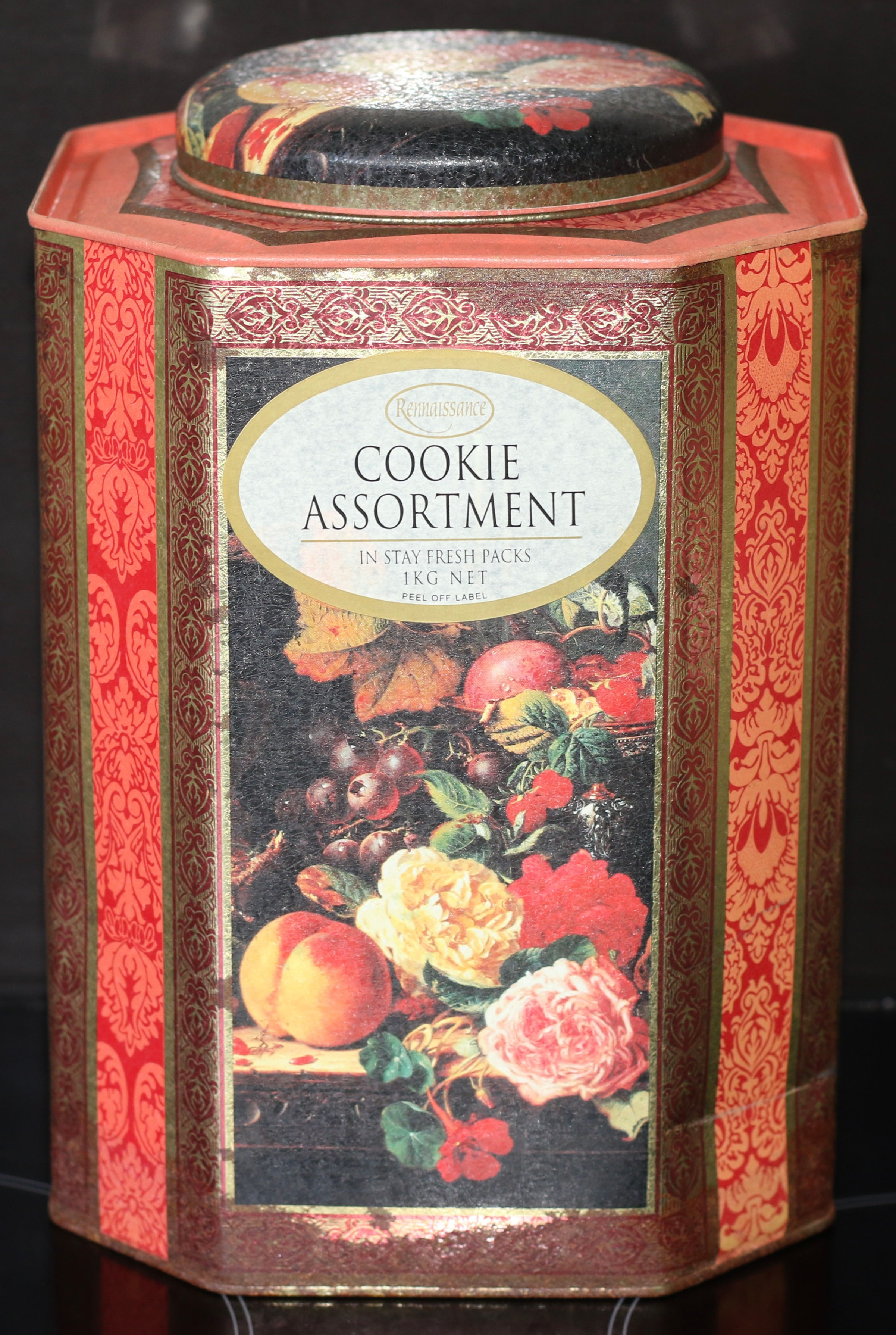 Preloved Vintage Floral Tin, Vintage Biscuit Tin
