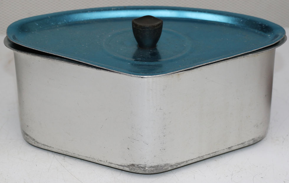 Thumbnail: Preloved Vintage Pair of Triangular Cookers, Triangle Pot Set, Vintage Cookware
