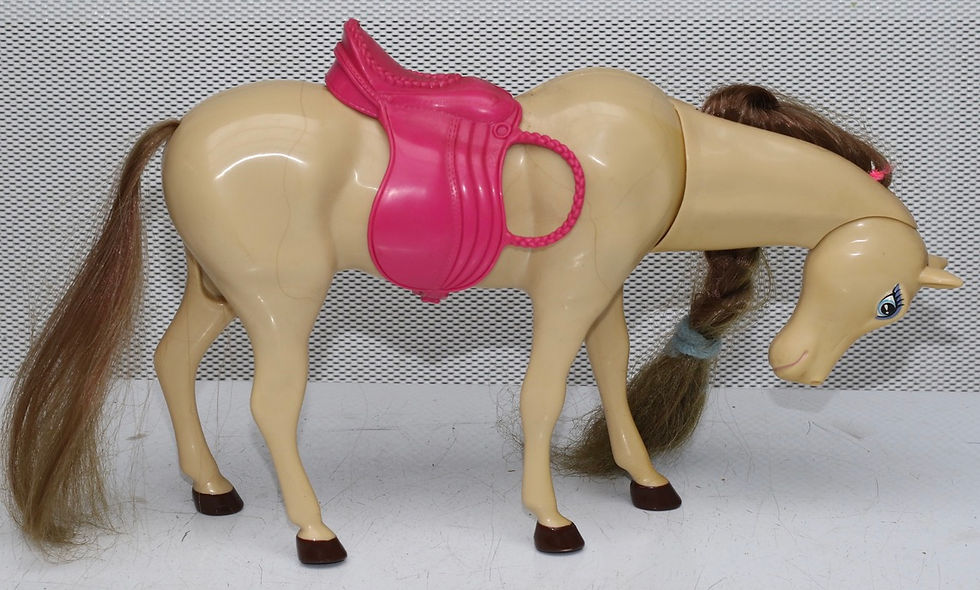 Миниатюра: Preloved Genuine Simba Horse Toy, Plastic Barbie_Sized Horse With Pink Saddle