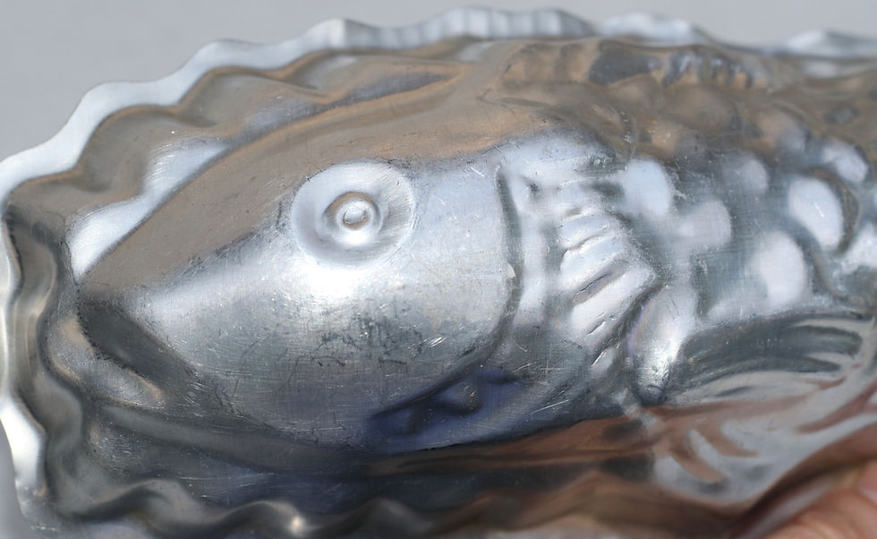 Miniature : Preloved Vintage Metal Fish Mold, Metal Fish Mould, Pate Mould, P