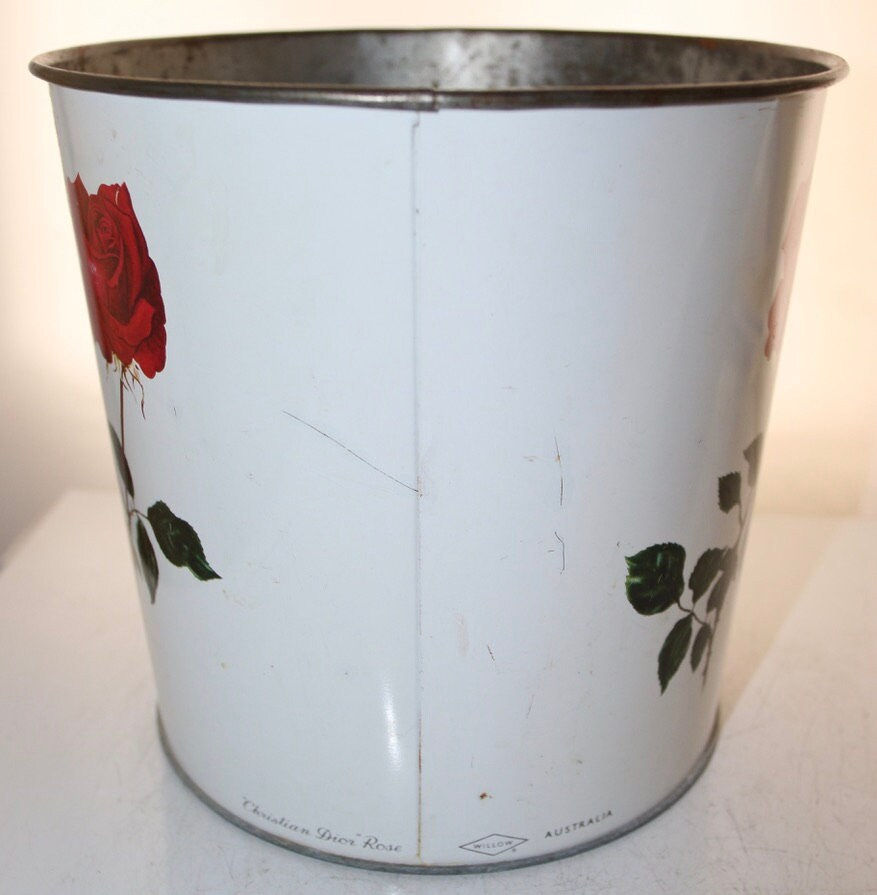 Miniaturbild: Preloved Willow Metal Bin, made in Australia.