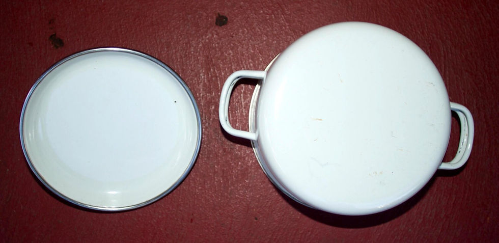 Miniature : Preloved Enamelware Casserole Dish , Autumn LeavesCasserole Dish
